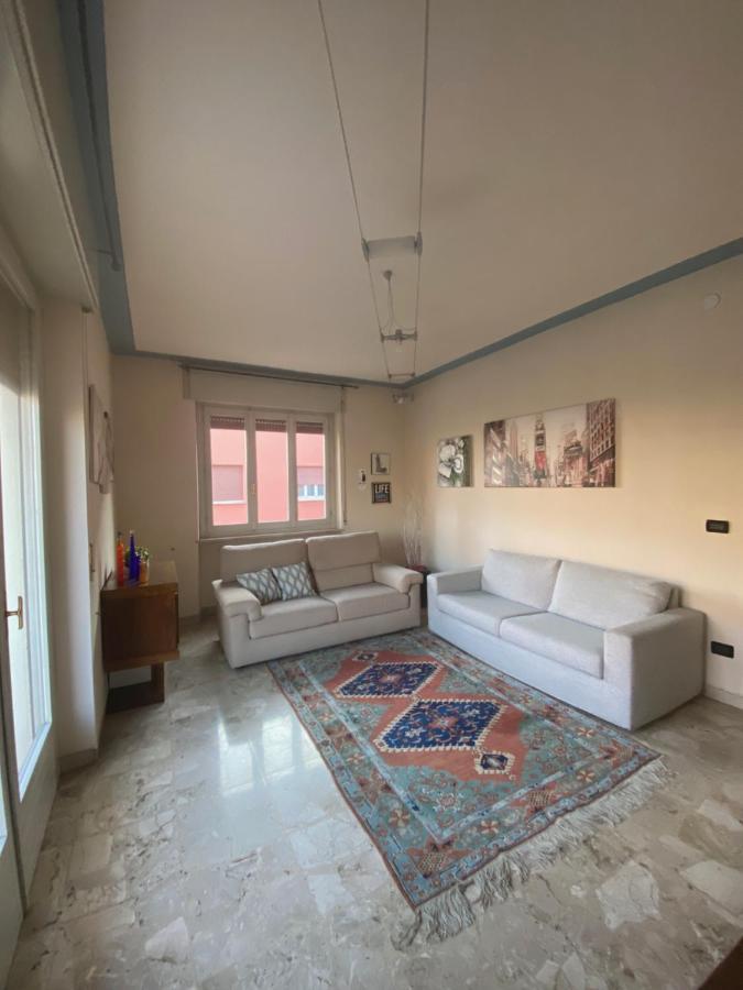 La Casa Di Marta Apartment Valeggio sul Mincio Exterior photo